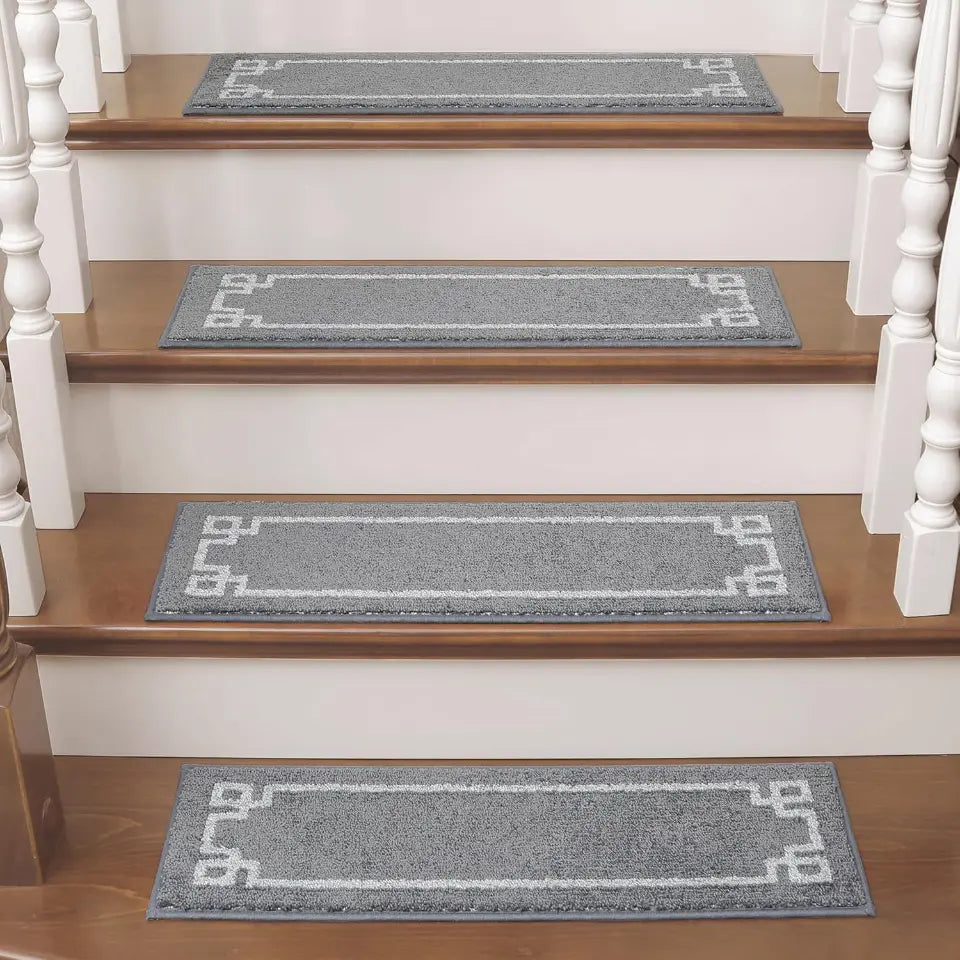 4pcs Grey Classic Framed Modern Stair Rugs Set